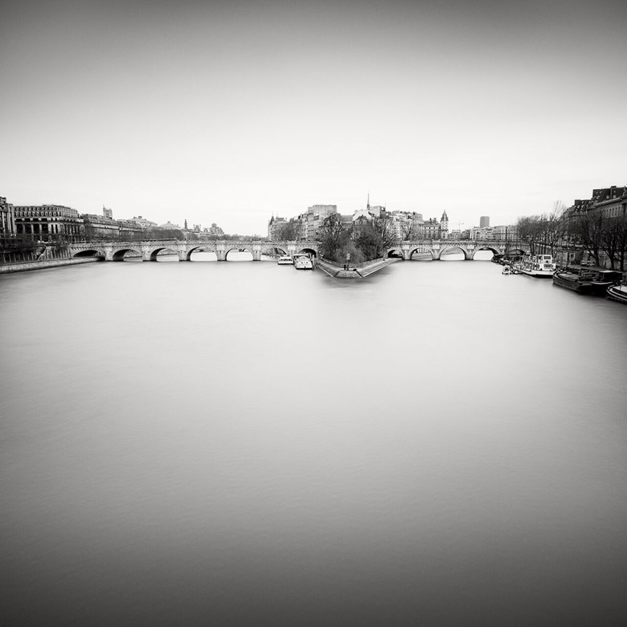 Ile De La Cite Poster Print by Wilco Dragt - Item # VARPDXD1058D